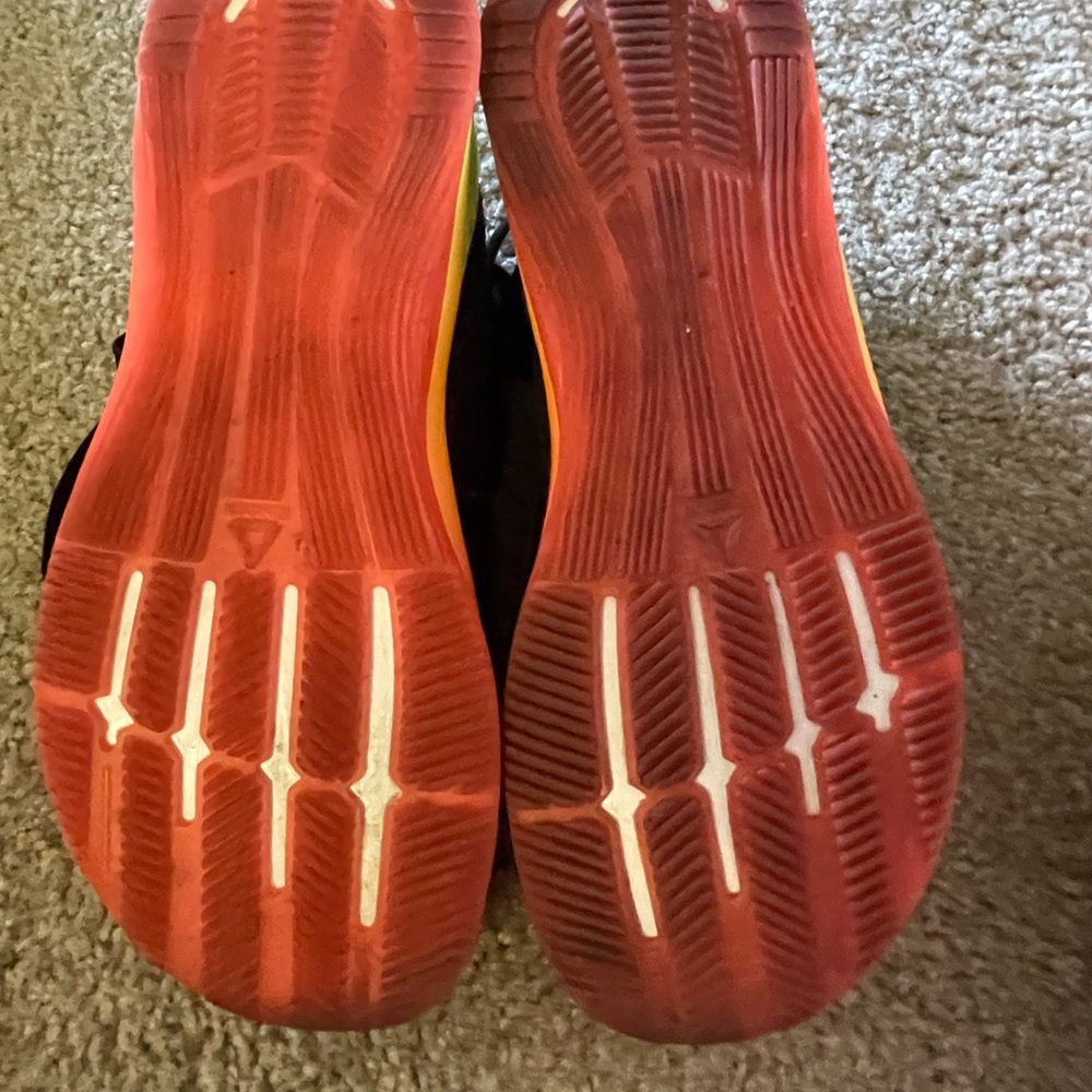 Lightly worn Reebok nanos - Picture 3 of 3